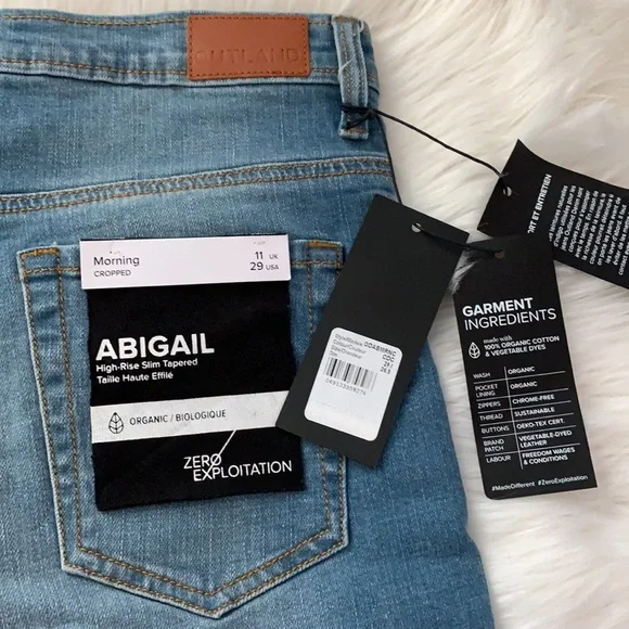 NWT Outland Denim Abigail Cropped High Rise Slim Tapered Jeans Womens 29